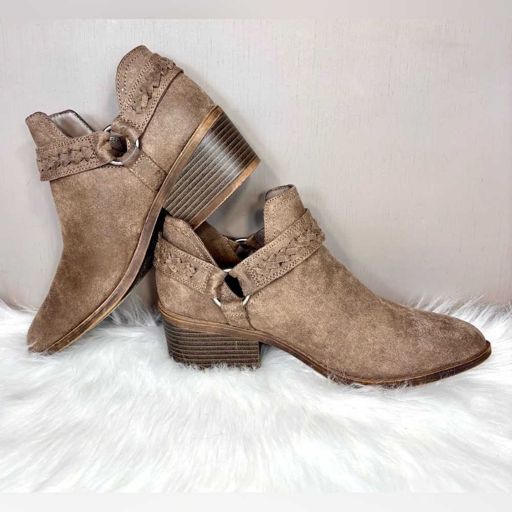 FERGALICIOUS Tan Ankle Booties - Picture 8 of 13